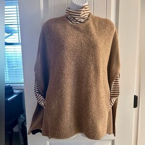 100% Wool Camel poncho/cape. Stubby knit design front, kangaroo pocket Petite XS